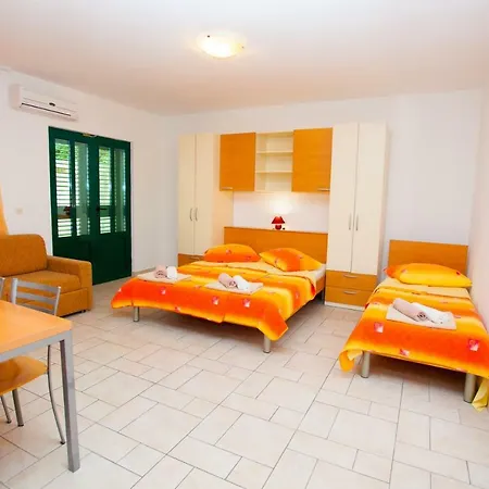 Jadranko Appartement *