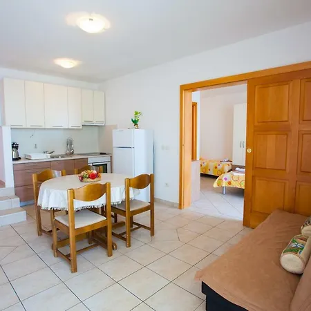 Jadranko Appartement *